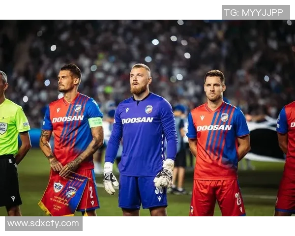 足球明星皮尔森的生平成就与精彩瞬间全景介绍